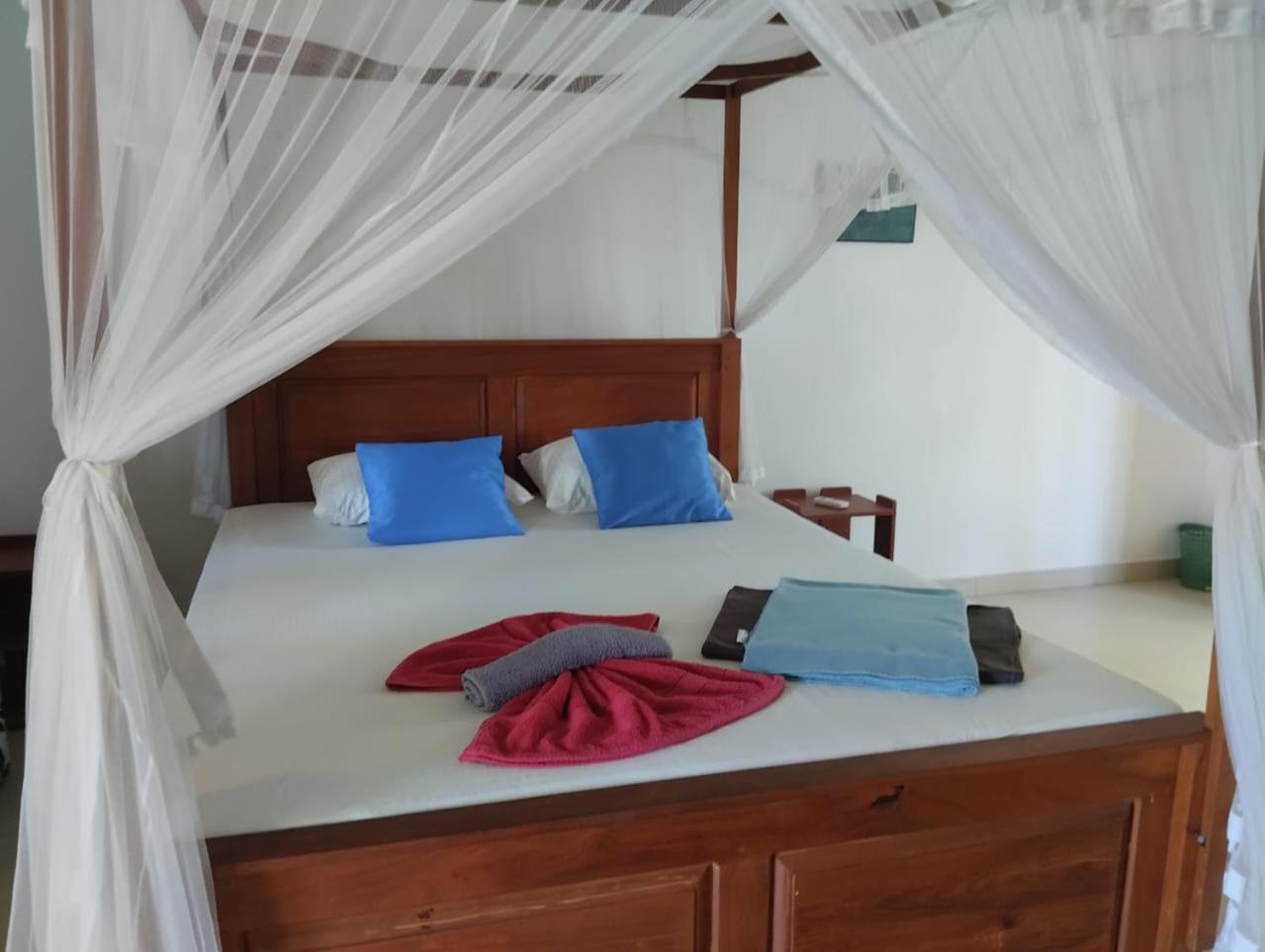 The Swiss Lankan Ahangama Quarto foto