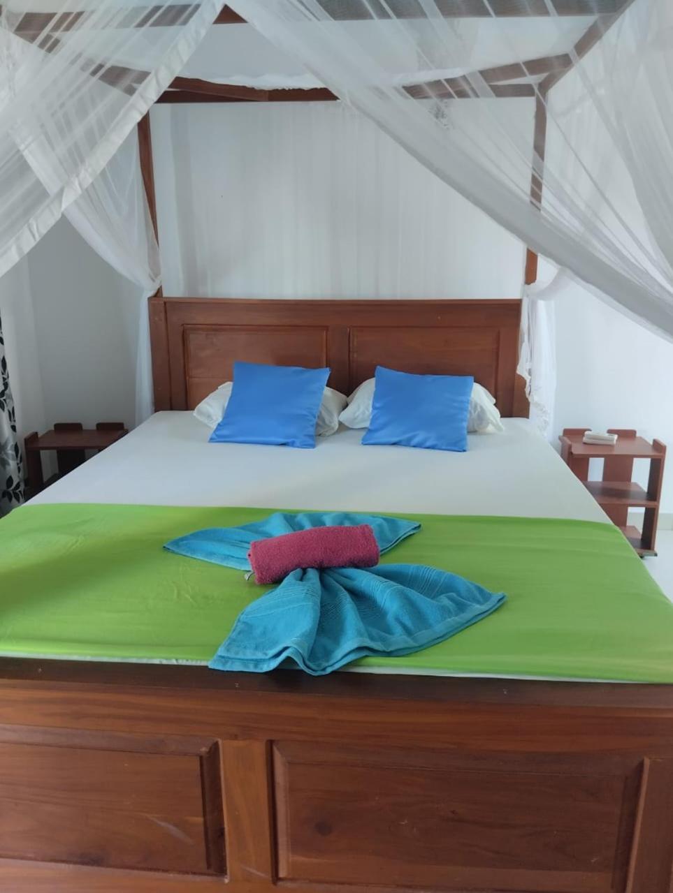 The Swiss Lankan Ahangama Quarto foto